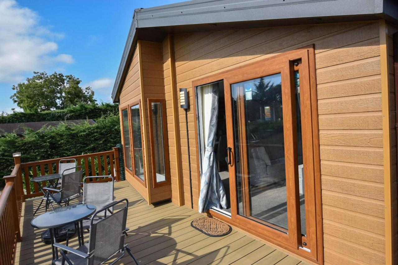 Rowan A Welcoming Countryside Lodge Ryde (Isle of Wight) Exterior foto